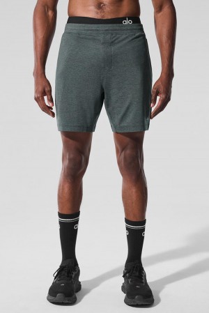 Alo Yoga 7" Conquer React Performance Miesten Shortsit Vihreä | Suomi 3296-ZLMRU