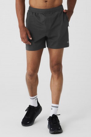 Alo Yoga 7" Conquer React Performance Miesten Shortsit Anthracite | Suomi 5619-XKENV