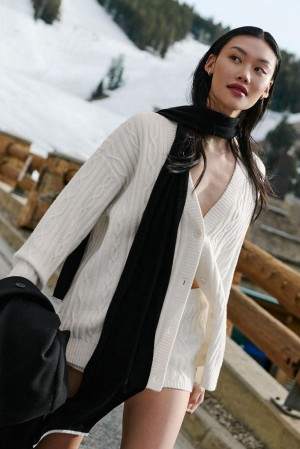 Alo Yoga Cable Knit Winter Bliss Naisten Neuletakki Ivory | Suomi 9014-TCNPF