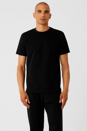 Alo Yoga Chill Miesten Short Sleeve Mustat | Suomi 4589-FODGA