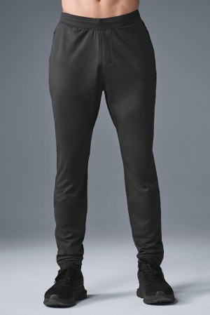 Alo Yoga Conquer React Performance Miesten Housut Anthracite | Suomi 4623-JDPZU
