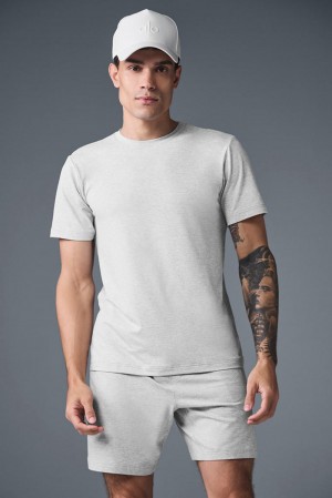 Alo Yoga Conquer Reform Crewneck Miesten Short Sleeve Harmaat | Suomi 9071-BSLHC