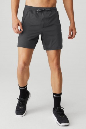 Alo Yoga Conquer Reform Miesten Shortsit Anthracite | Suomi 5738-GZRAW