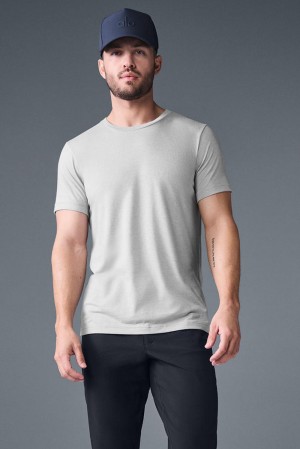 Alo Yoga Triumph Miesten Juoksupaidat Harmaat | Suomi 8725-SPLIZ