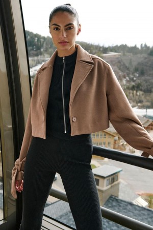 Alo Yoga Wool Cropped Metro Naisten Trenssi Toasted Almond | Suomi 5302-NYRSB