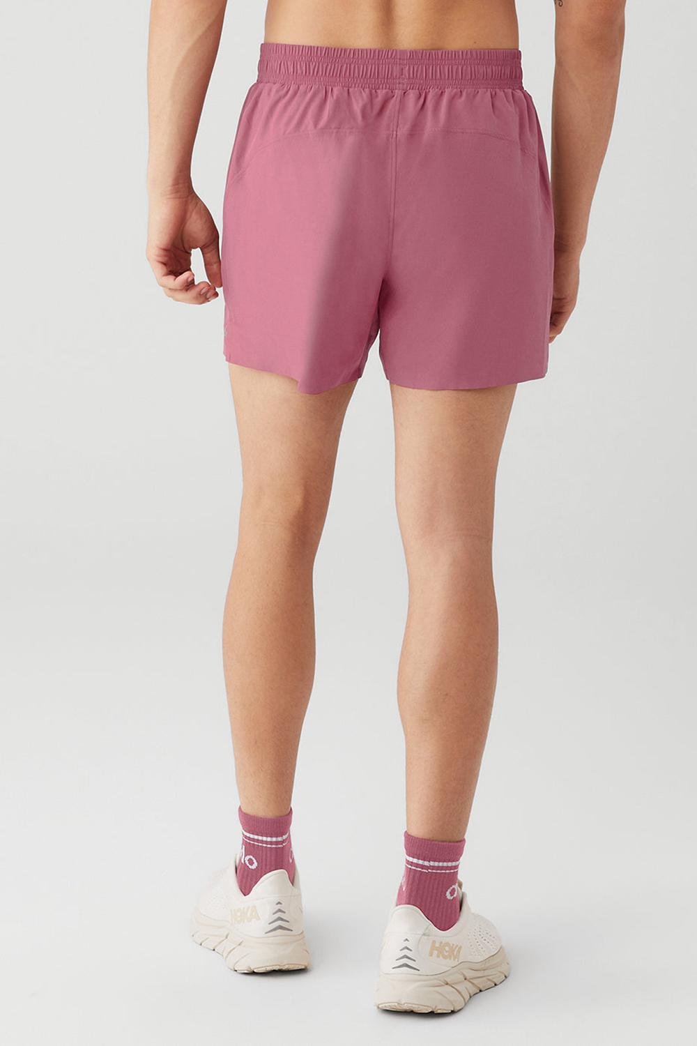 Alo Yoga 5'' Adapt Running Miesten Shortsit Mars Clay | Suomi  0621-ZPRVA