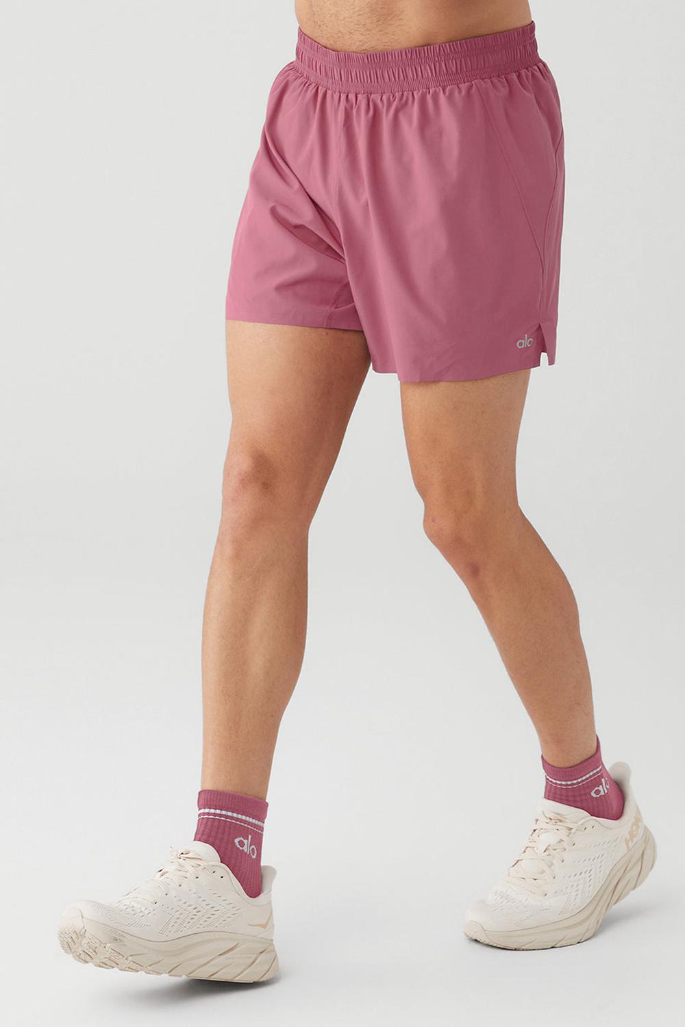 Alo Yoga 5'' Adapt Running Miesten Shortsit Mars Clay | Suomi  0621-ZPRVA
