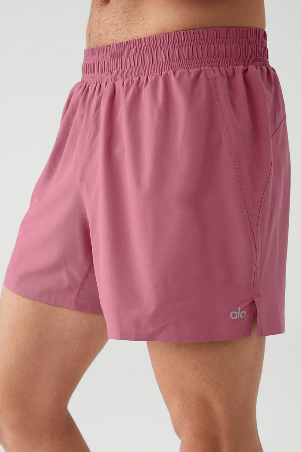 Alo Yoga 5'' Adapt Running Miesten Shortsit Mars Clay | Suomi  0621-ZPRVA