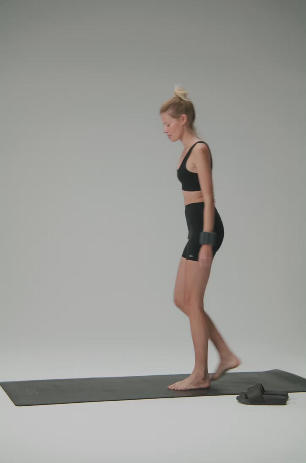 Alo Yoga 5