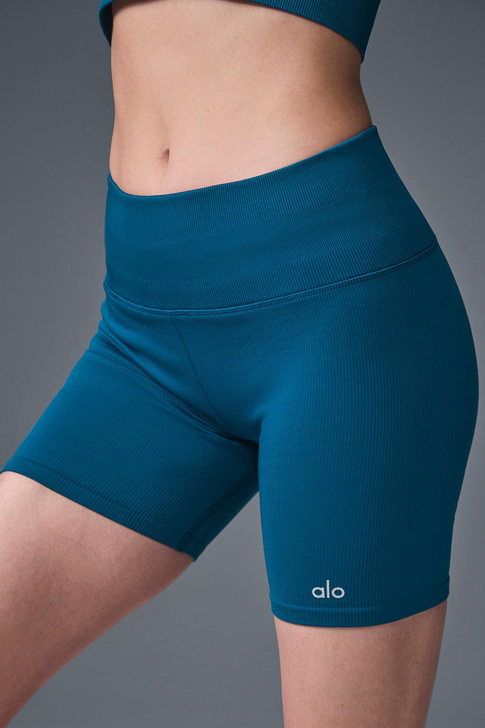 Alo Yoga 5