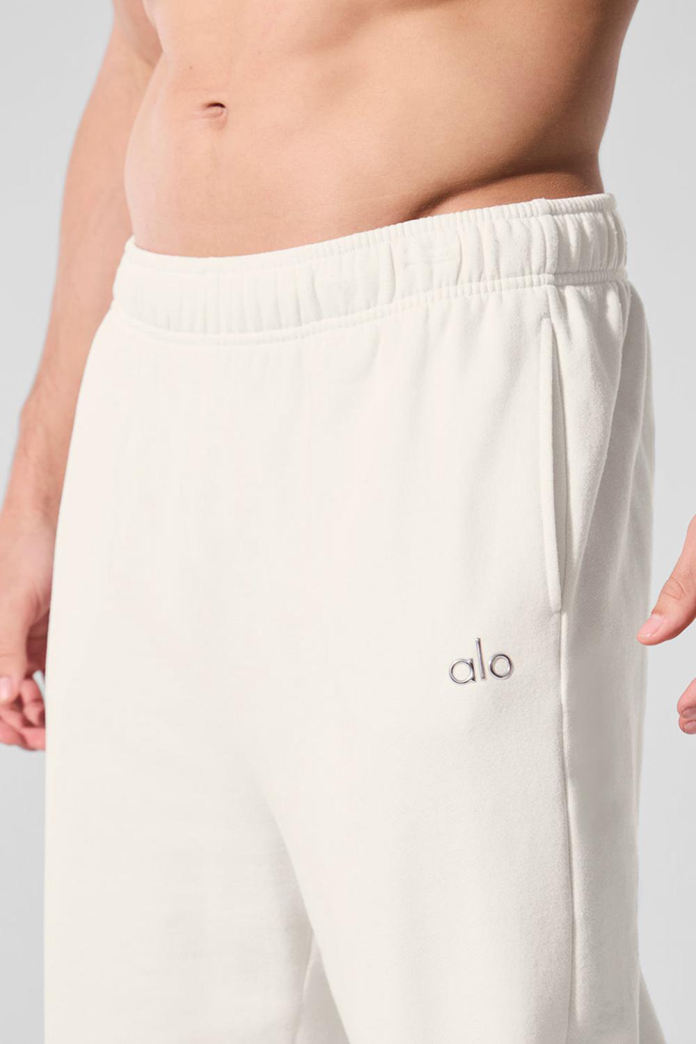 Alo Yoga Accolade Miesten Collegehousut Ivory | Suomi  3164-EULYQ