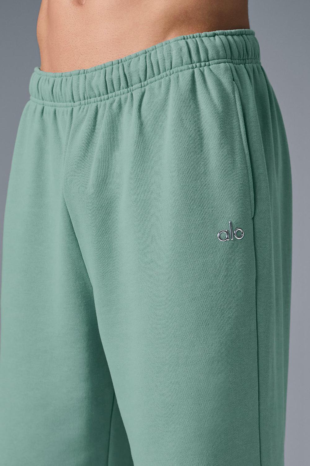 Alo Yoga Accolade Straight Leg Miesten Collegehousut Vihreä | Suomi  9710-TXFLA