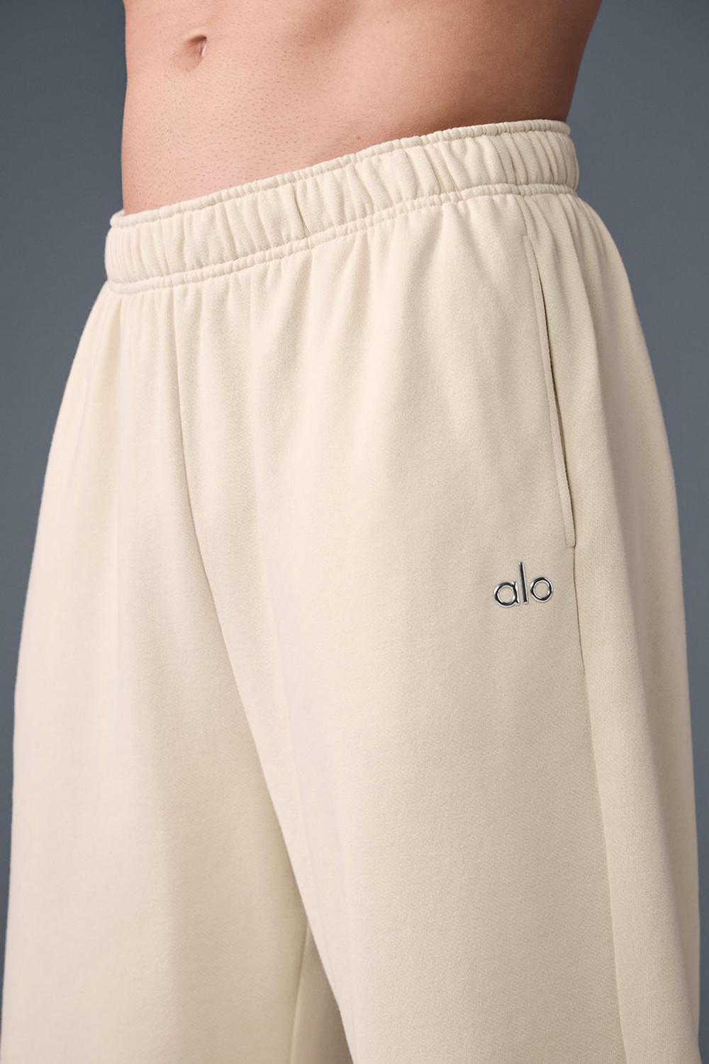 Alo Yoga Accolade Straight Leg Miesten Collegehousut Oat Milk | Suomi  0924-URLXZ
