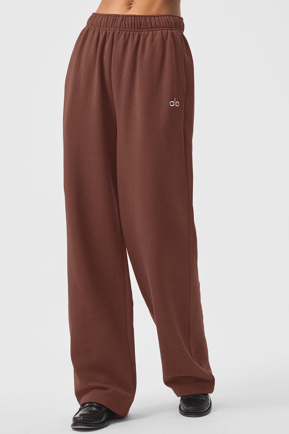 Alo Yoga Accolade Straight Leg Naisten Collegehousut Chestnut | Suomi  2701-EORYN