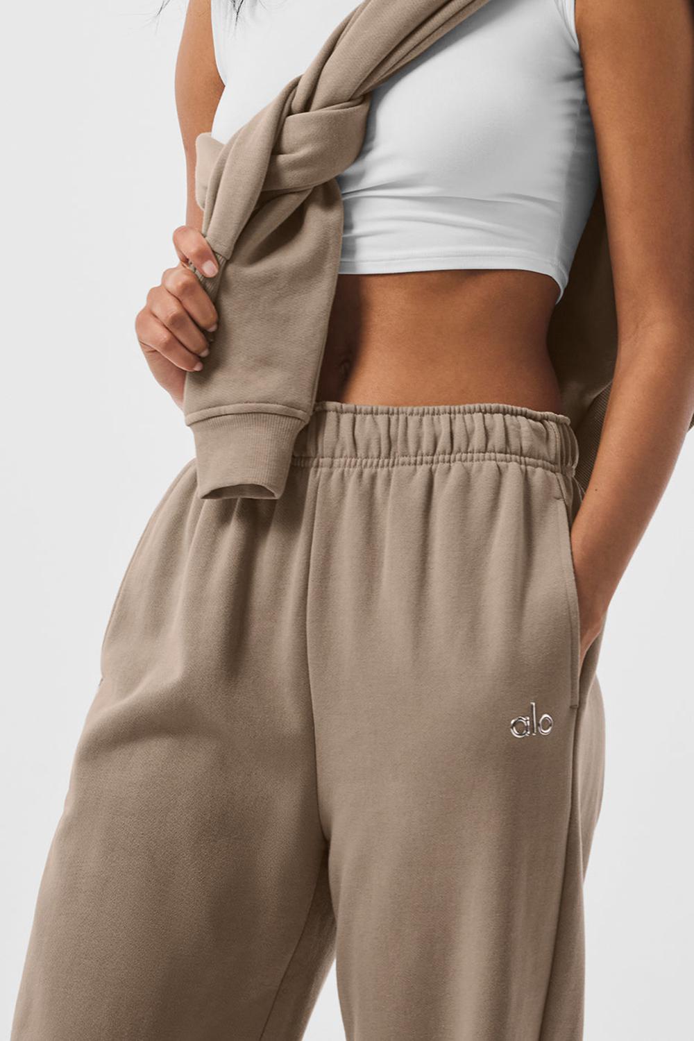 Alo Yoga Accolade Straight Leg Naisten Collegehousut Gravel | Suomi  1549-GZQMC