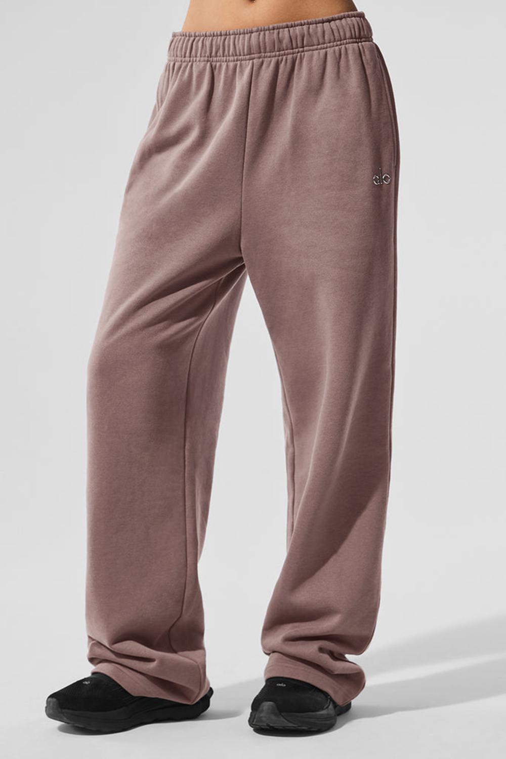 Alo Yoga Accolade Straight Leg Naisten Collegehousut Mushroom | Suomi  5294-JCGIX