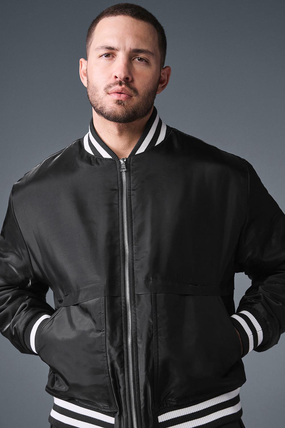 Alo Yoga Afterglow Varsity Miesten Takit Mustat | Suomi  6308-KMVAP