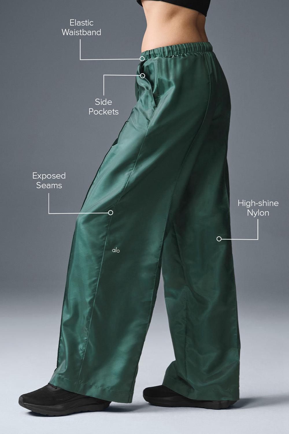Alo Yoga Afterglow Wide Leg Track Naisten Housut Winter Ivy | Suomi  8735-TZDLA