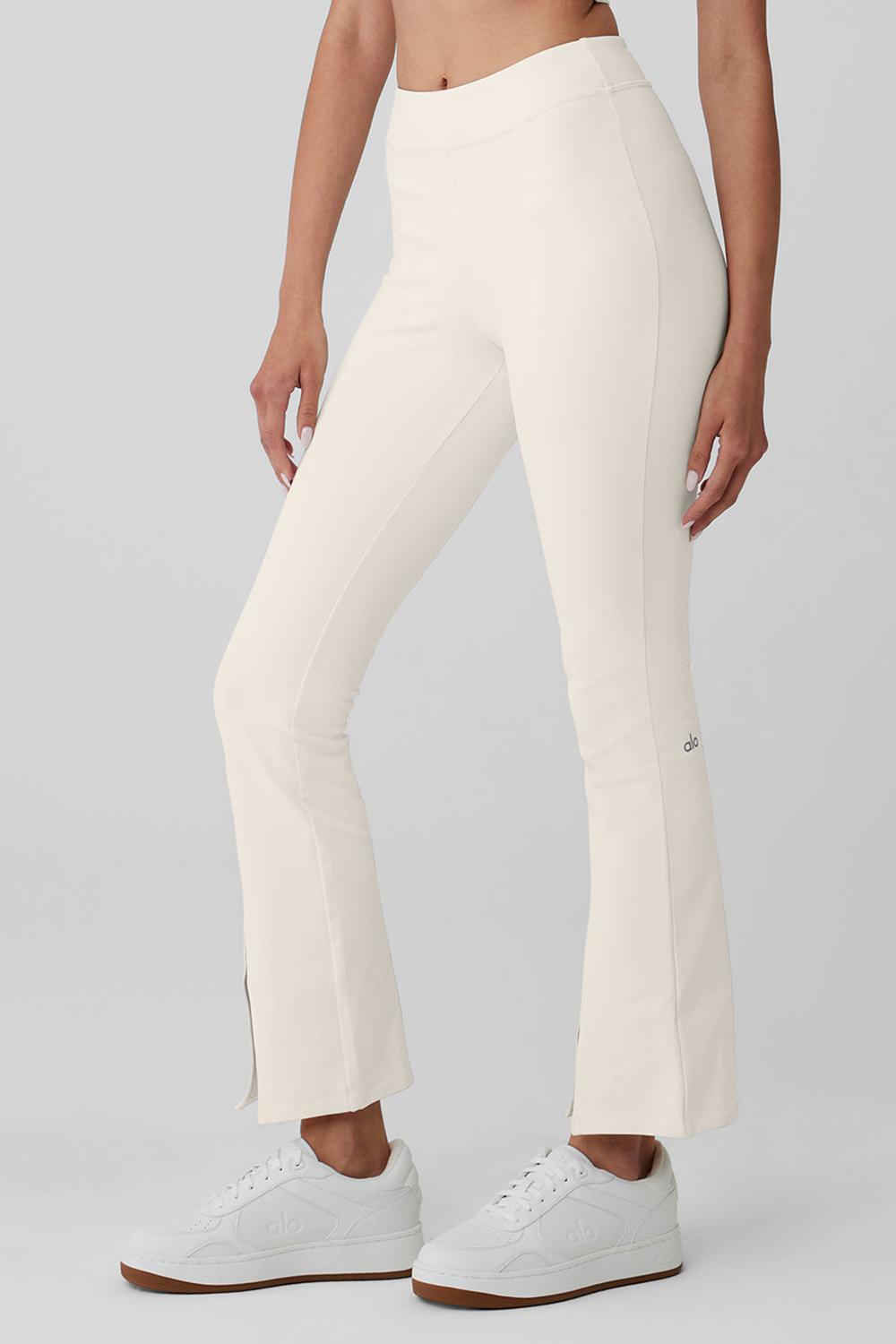 Alo Yoga Airbrush High-Waist 7/8 Flutter Naisten Leggings Ivory | Suomi  2178-OTFXV
