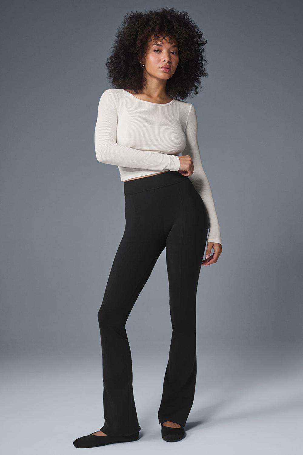 Alo Yoga Airbrush High-Waist Kick-Back Naisten Leggings Mustat | Suomi  9382-EJLDX