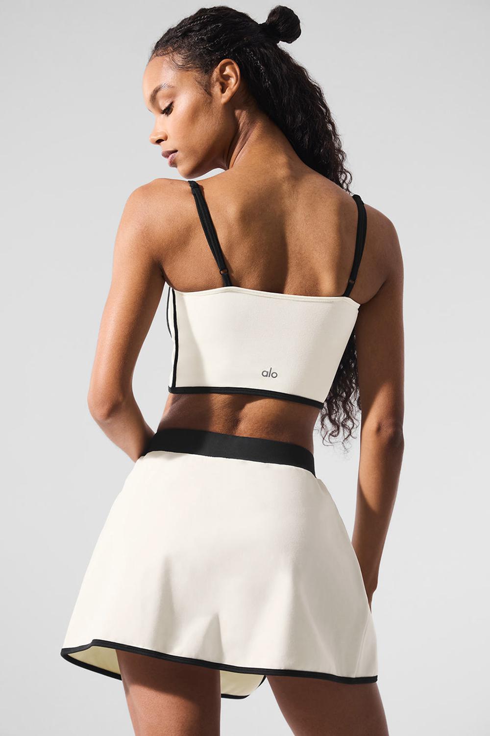 Alo Yoga Airbrush Streamlined Naisten Bra Tank Mustat | Suomi  8165-NKBYH