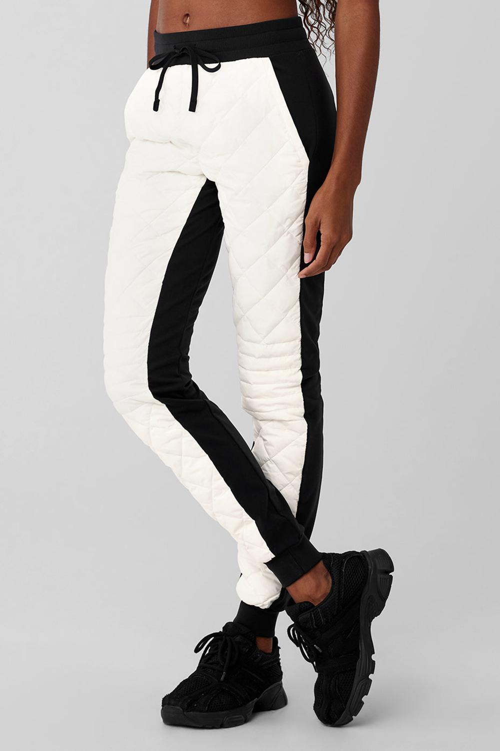 Alo Yoga Airbrush Winter Warm High-Waist Moto Naisten Housut Mustat | Suomi  1376-XSRAO