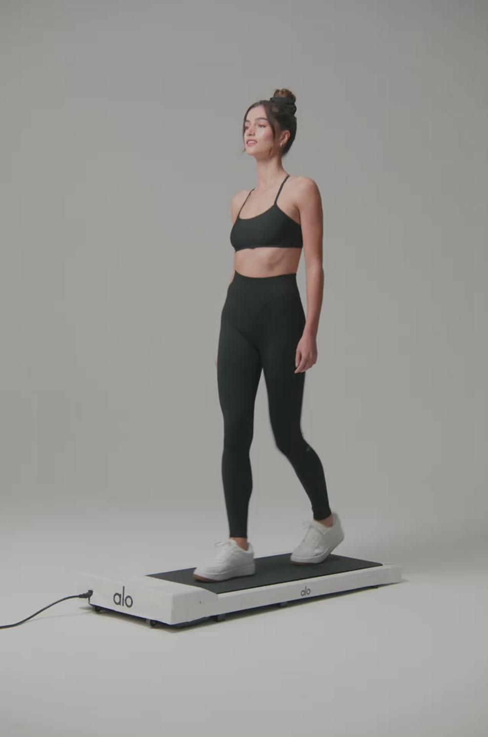 Alo Yoga Airlift Extreme High-Waist Emphasize Naisten Leggings Mustat | Suomi  8940-TPJEX