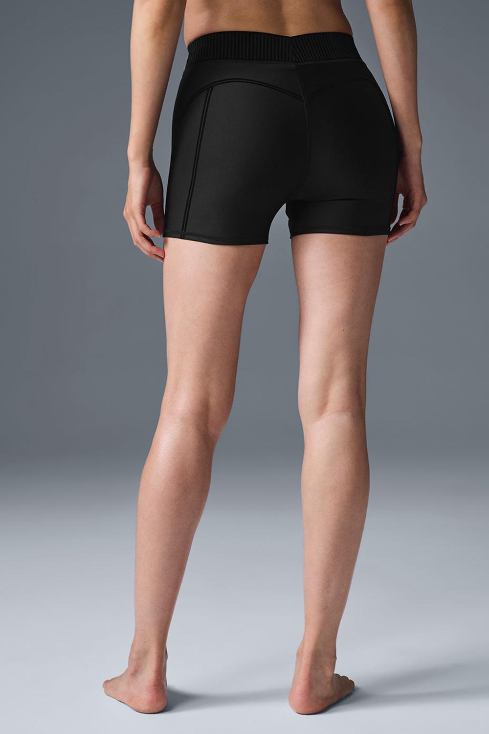 Alo Yoga Airlift High-Waist Line Up Naisten Shortsit Mustat | Suomi  0297-CWRKE