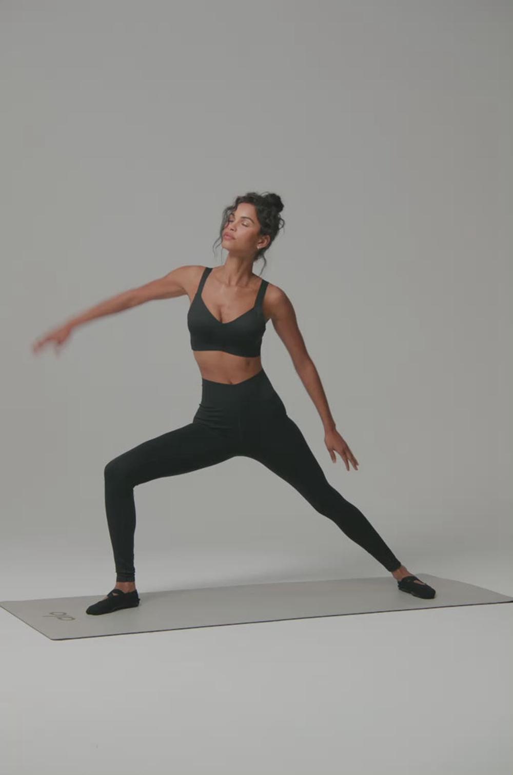 Alo Yoga Airlift Strength Extreme High-Waist 7/8 Naisten Leggings Espresso | Suomi  0295-CHJSD