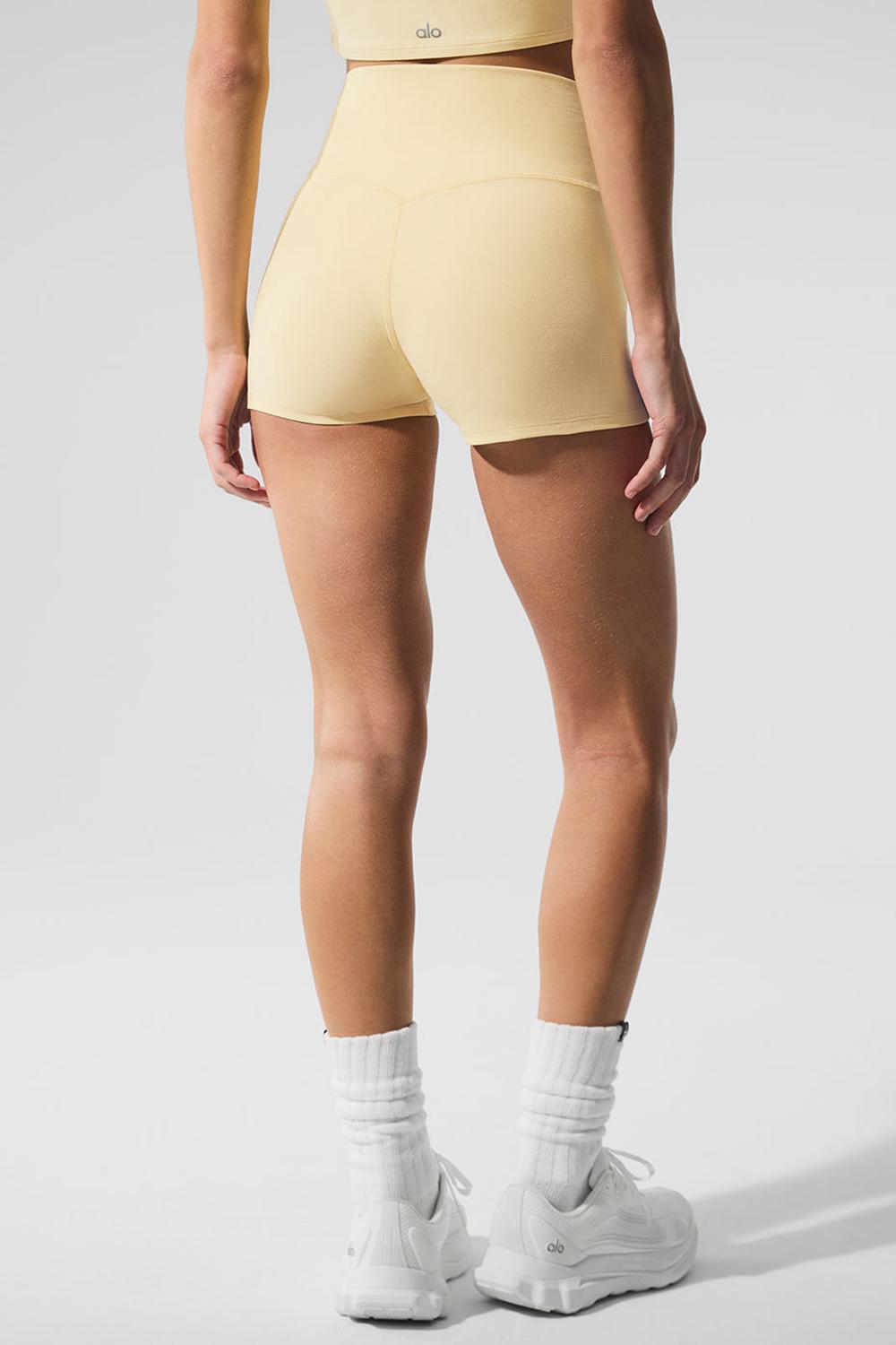 Alo Yoga Alosoft High-Waist Carefree Naisten Shortsit Warm Butter Heather | Suomi  7618-VXPOZ
