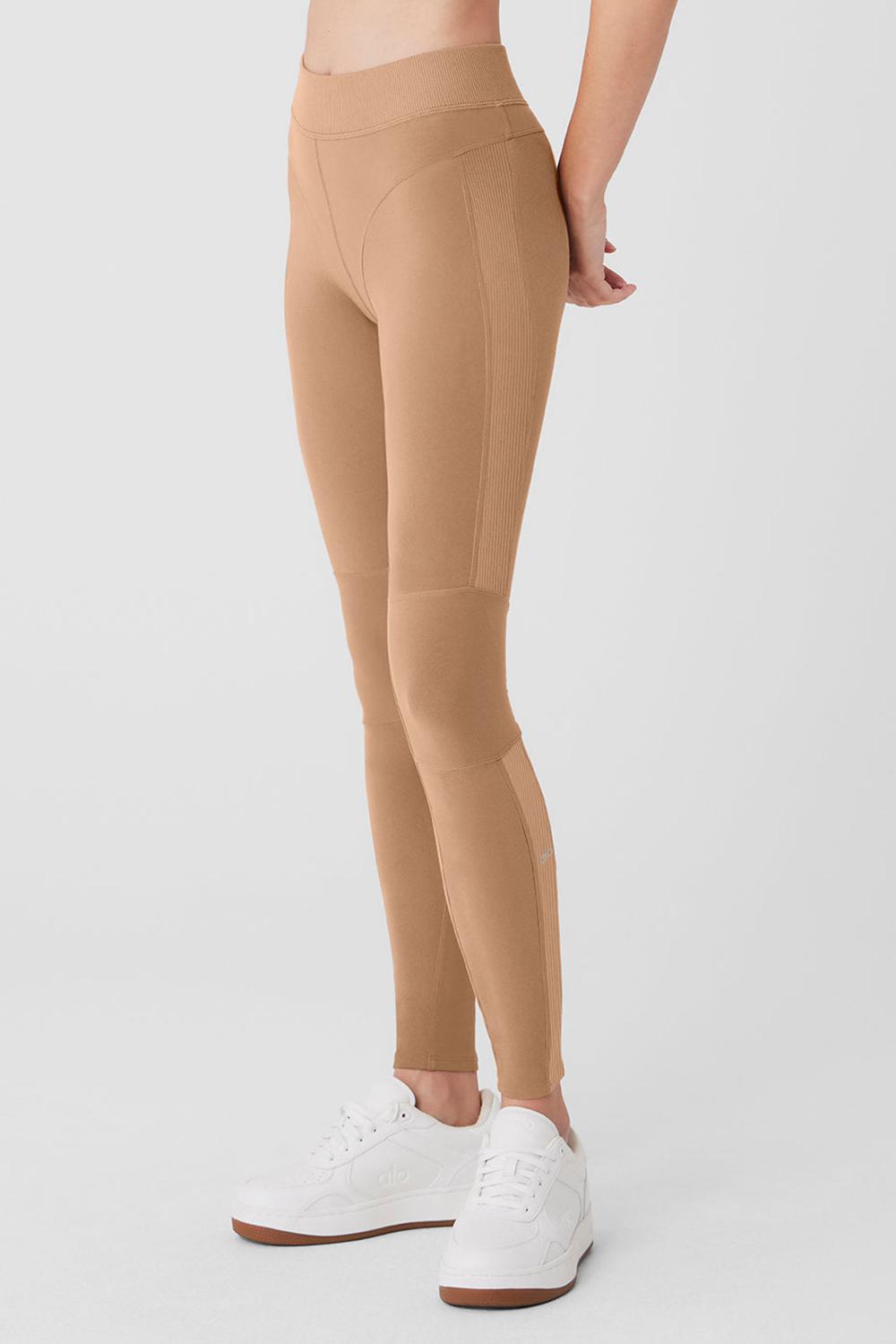 Alo Yoga Alosoft High-Waist Head Start Naisten Leggings Toasted Almond | Suomi  1973-LTXPS
