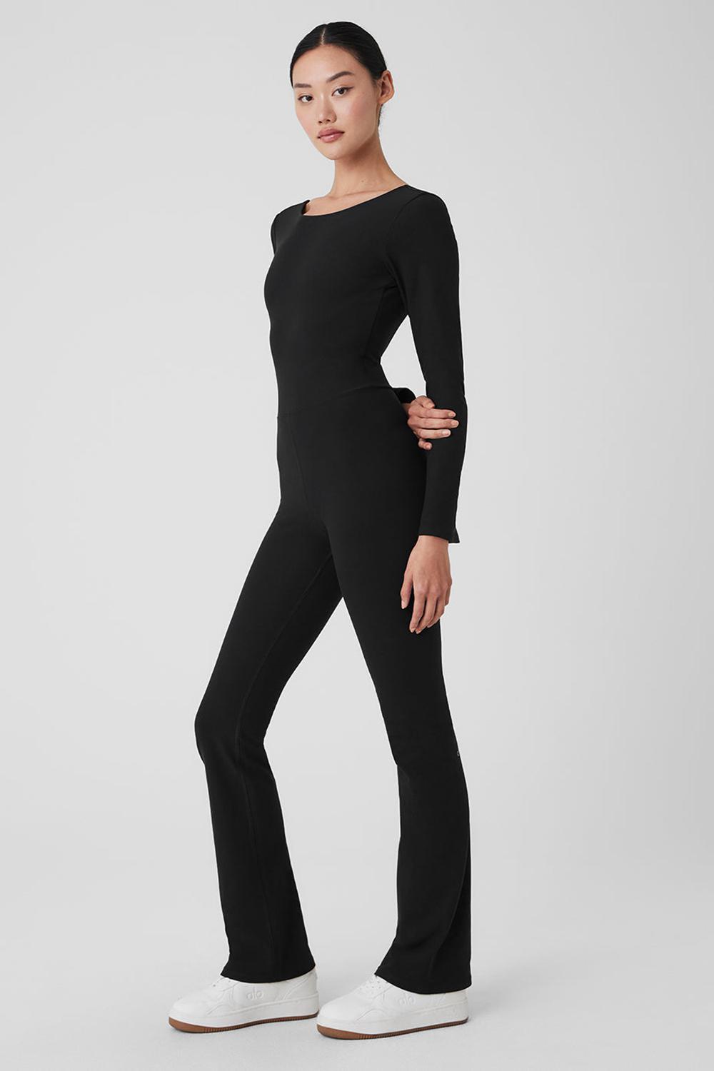 Alo Yoga Alosoft Melody Full Length Bootcut Naisten Onesies Mustat | Suomi  4703-AZUFK