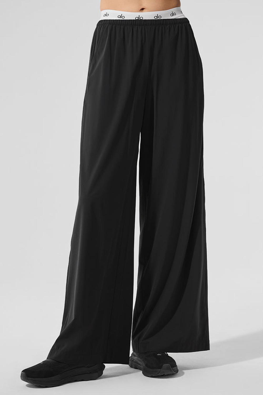 Alo Yoga Breezy Wide Leg Naisten Housut Mustat | Suomi  1856-RNVMA