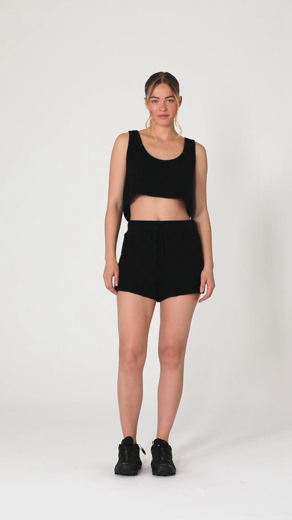 Alo Yoga Cashmere High-Waist Plush Waffle Naisten Shortsit Mustat | Suomi  7149-DYQJM
