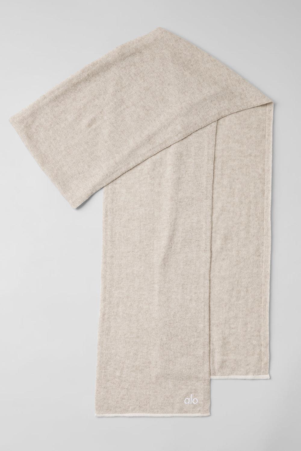 Alo Yoga Cashmere Light Frosted Naisten Huivi Winter Latte / Ivory | Suomi  0759-OMDXR