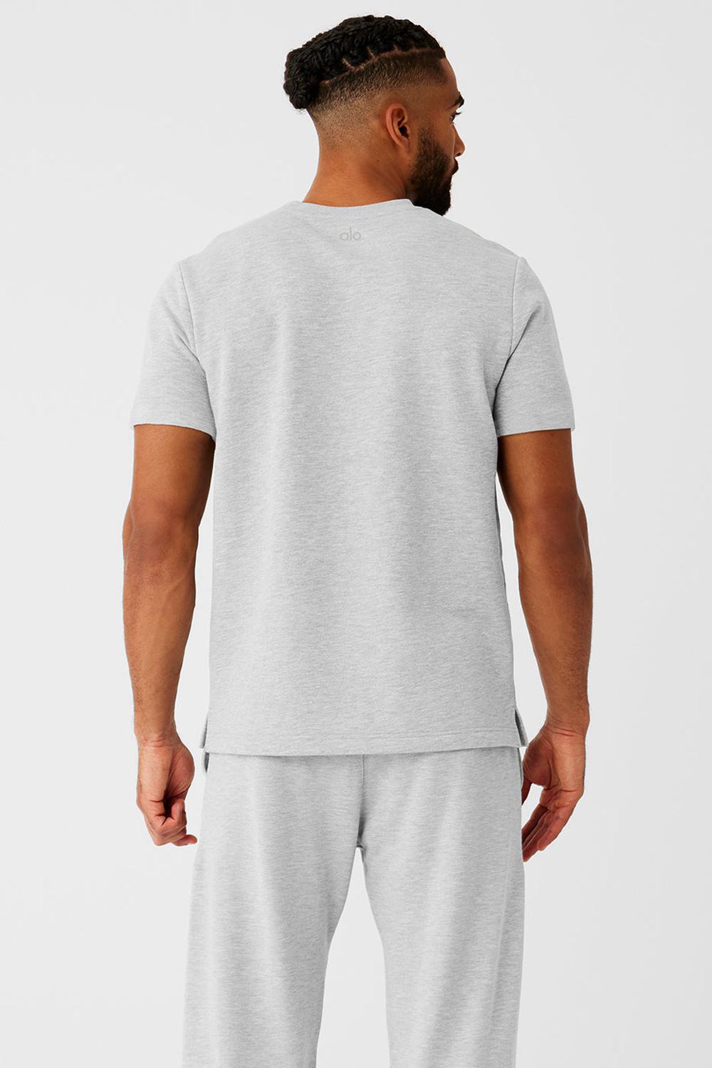 Alo Yoga Chill Miesten Short Sleeve Harmaat | Suomi  9378-COPLX