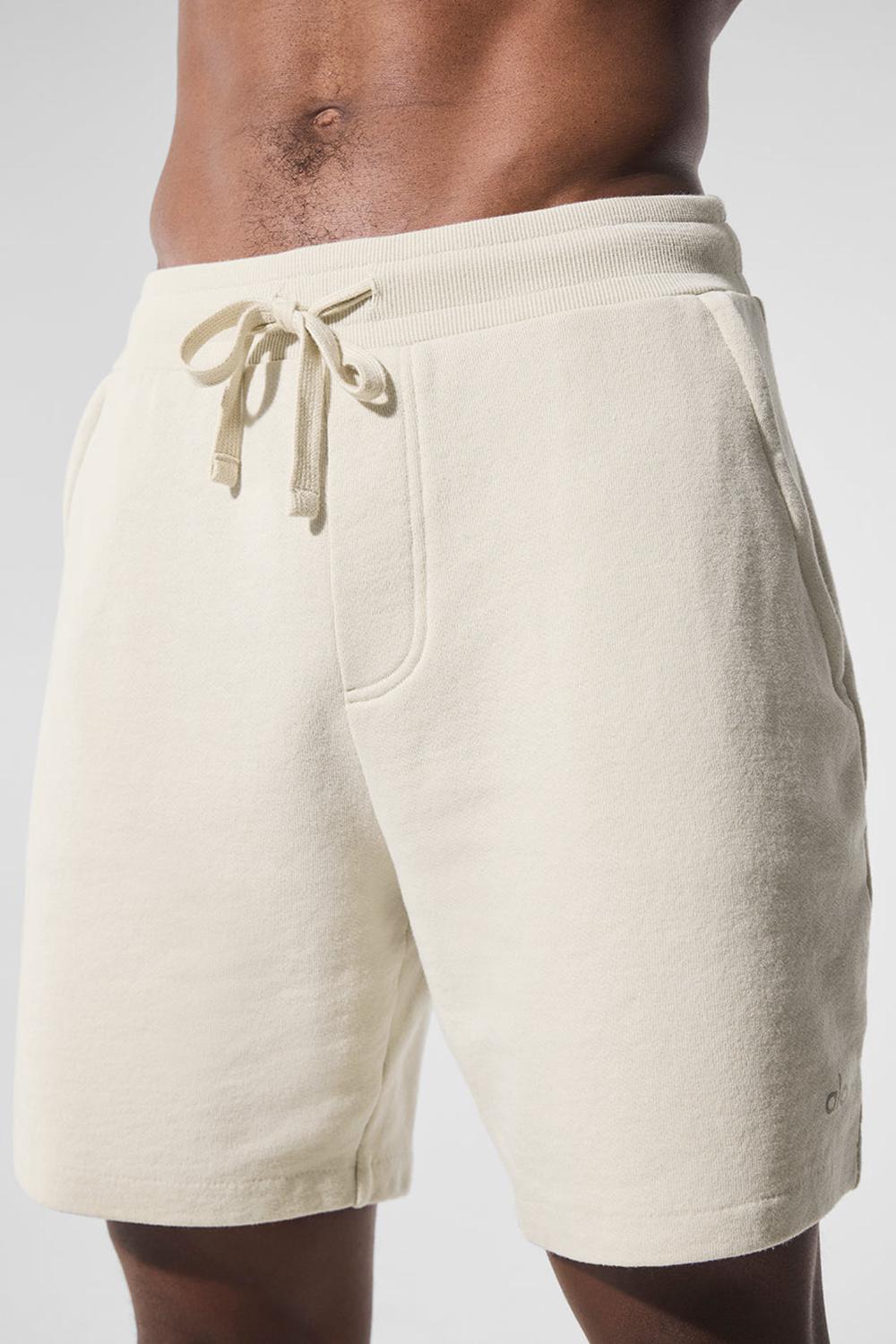 Alo Yoga Chill Miesten Shortsit Bone | Suomi  3592-VLOCD