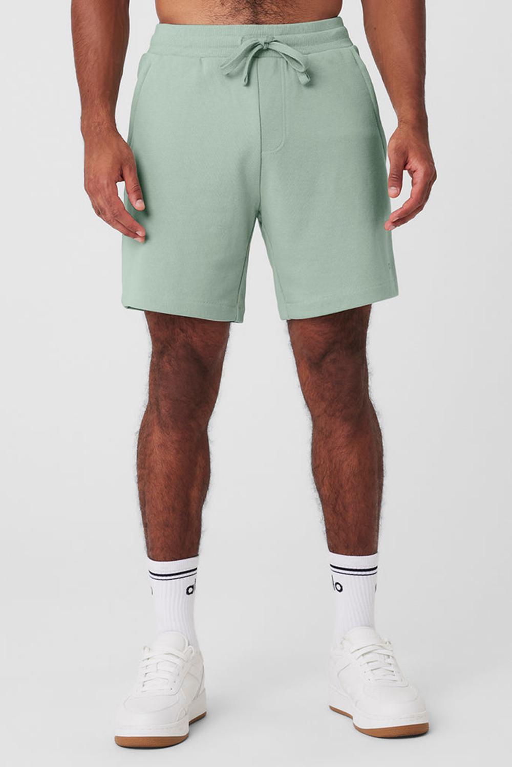 Alo Yoga Chill Miesten Shortsit Icy Sage | Suomi  1840-CMUES