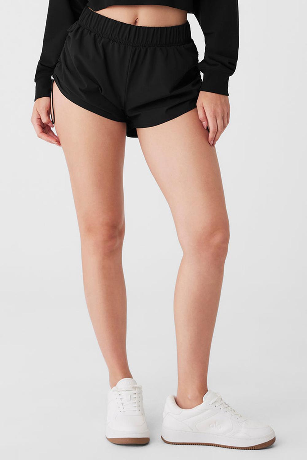 Alo Yoga Cinch It Up Naisten Shortsit Mustat | Suomi  6397-ZEPYK
