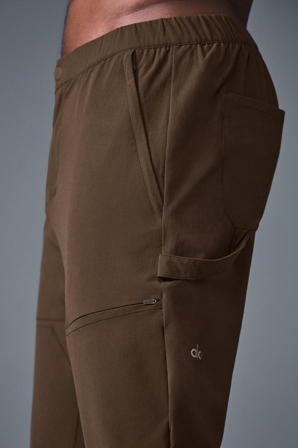 Alo Yoga Co-Op Carpenter Track Miesten Housut Espresso | Suomi  3180-ARYJG