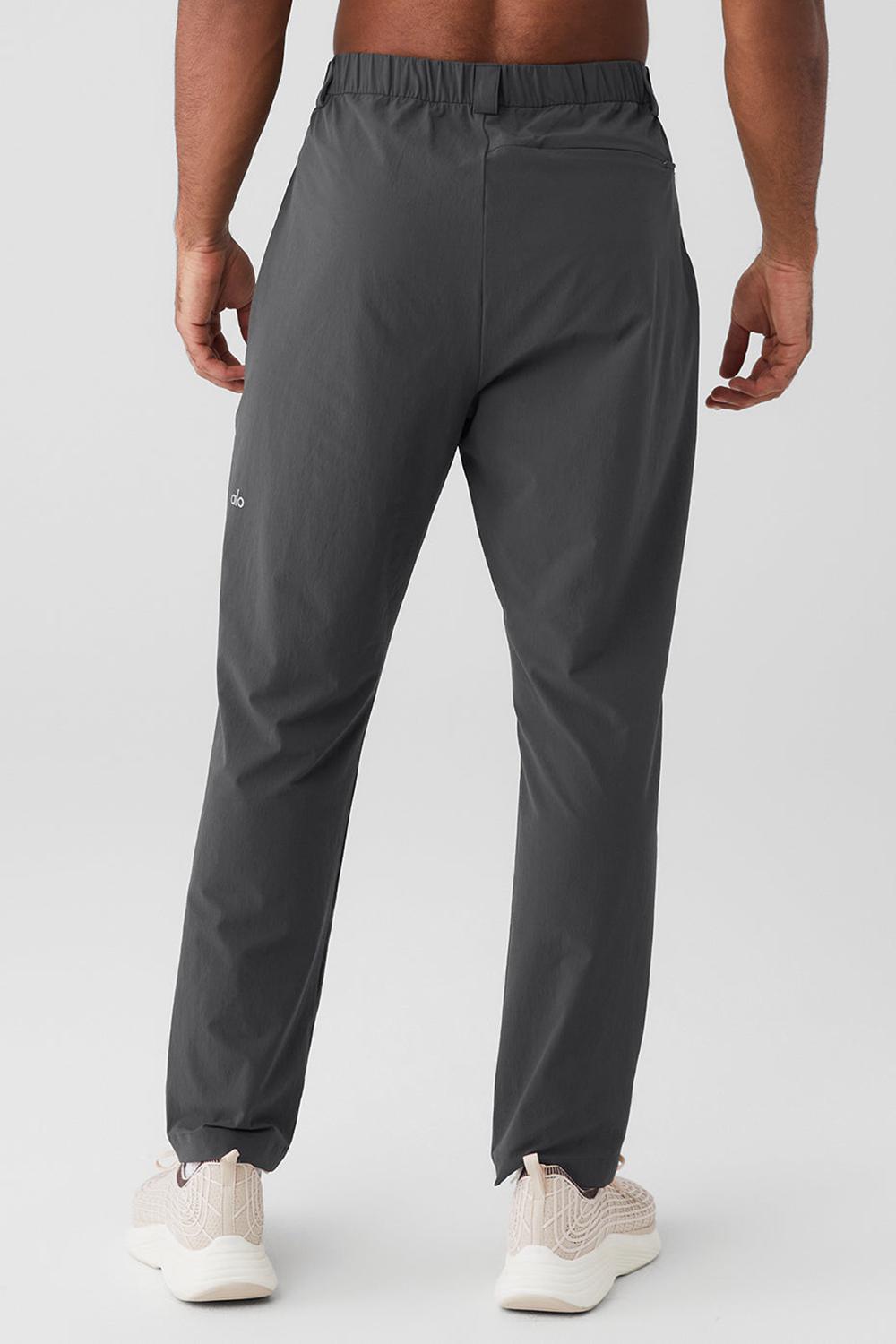 Alo Yoga Co-Op Cropped Tech Miesten Housut Anthracite | Suomi  4089-CFYDZ