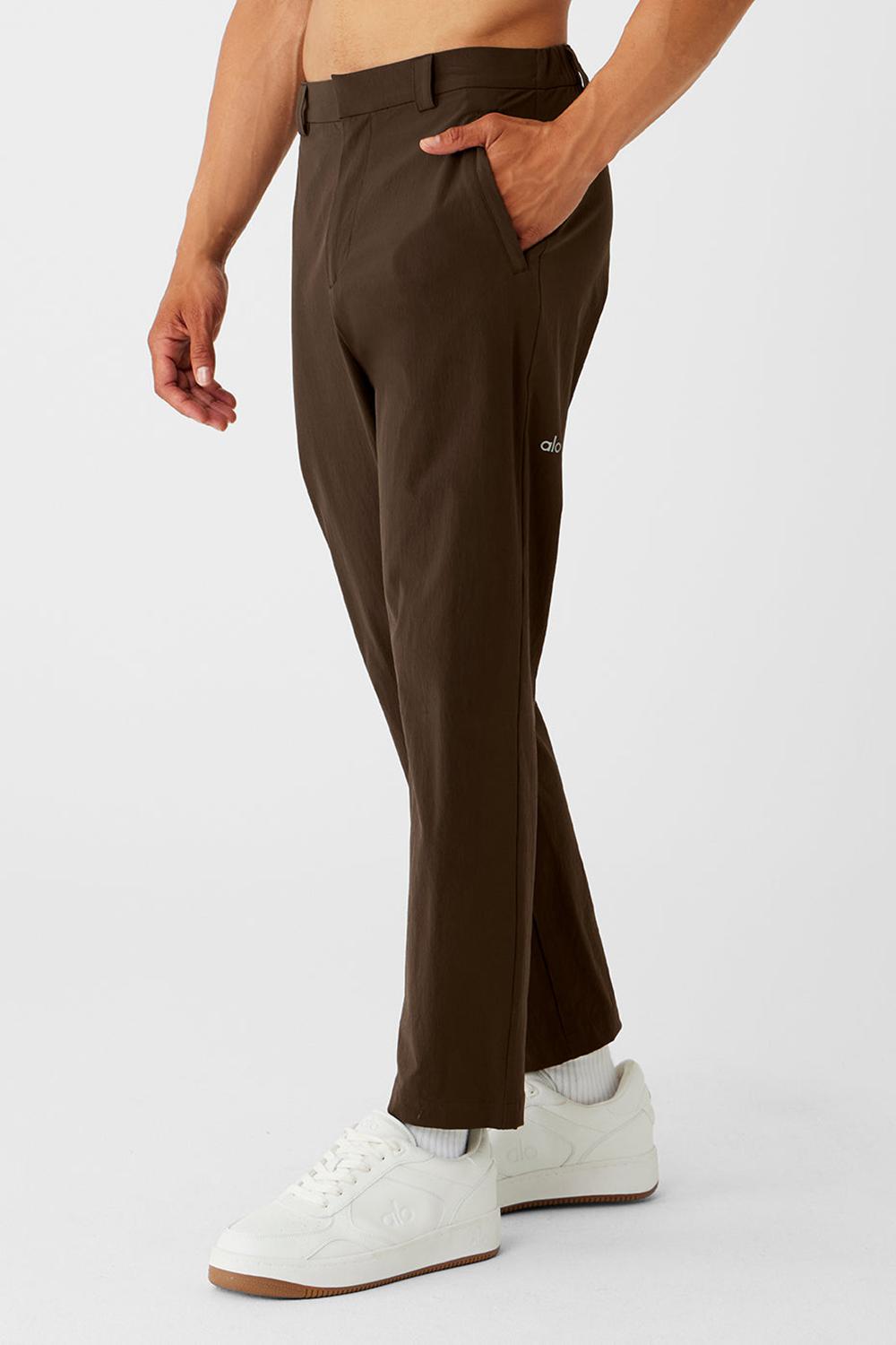 Alo Yoga Co-Op Cropped Tech Miesten Housut Espresso | Suomi  3084-CTGLJ