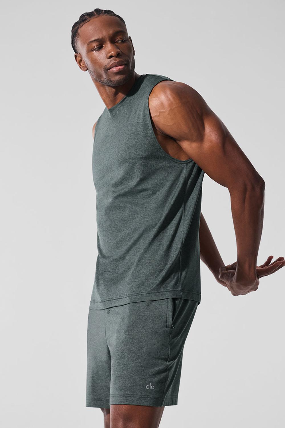 Alo Yoga Conquer Muscle Miesten Juoksupaidat Vihreä | Suomi  5208-PIQDB