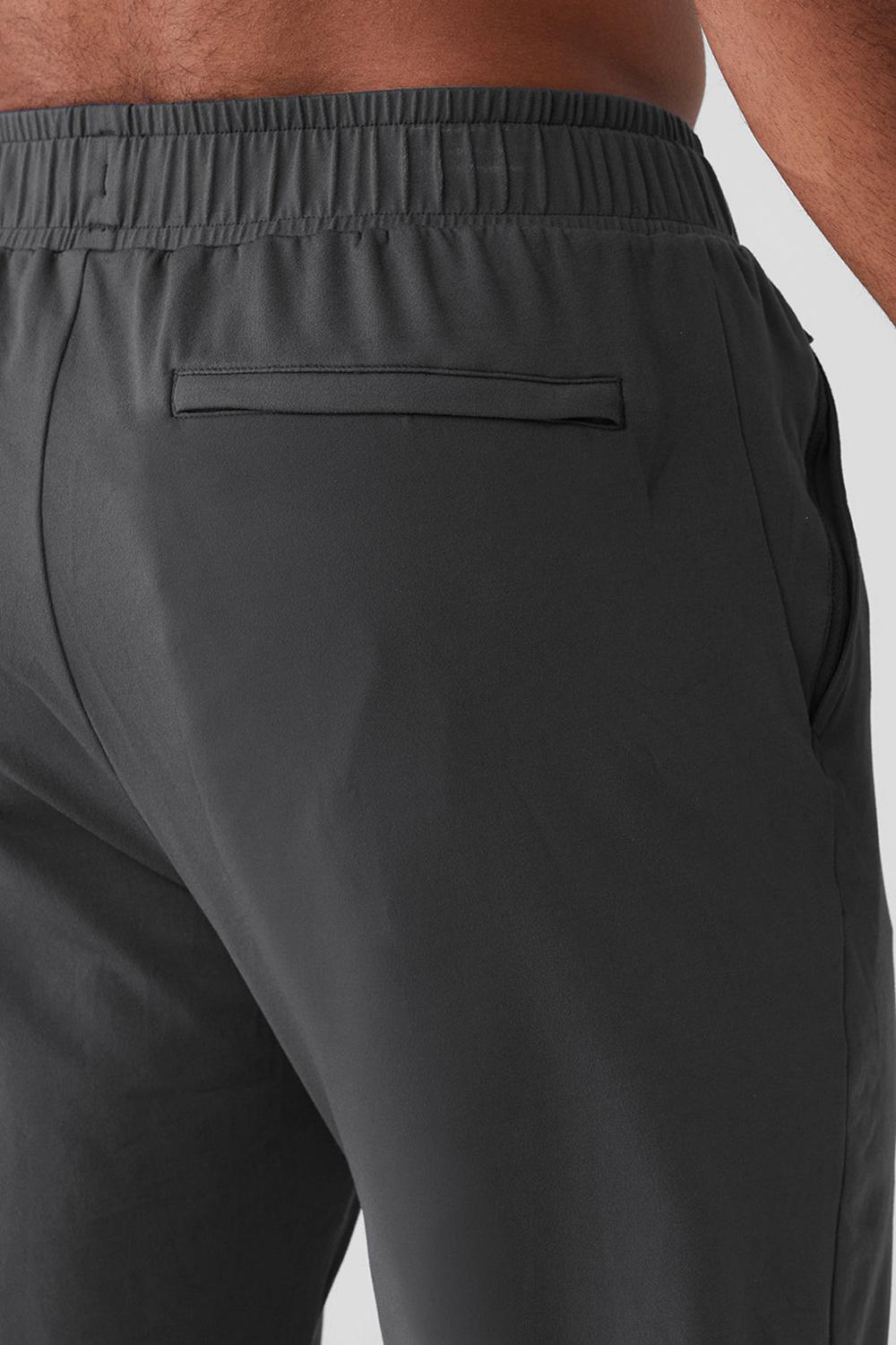 Alo Yoga Conquer Pulse Miesten Housut Anthracite | Suomi  5721-JHFPZ