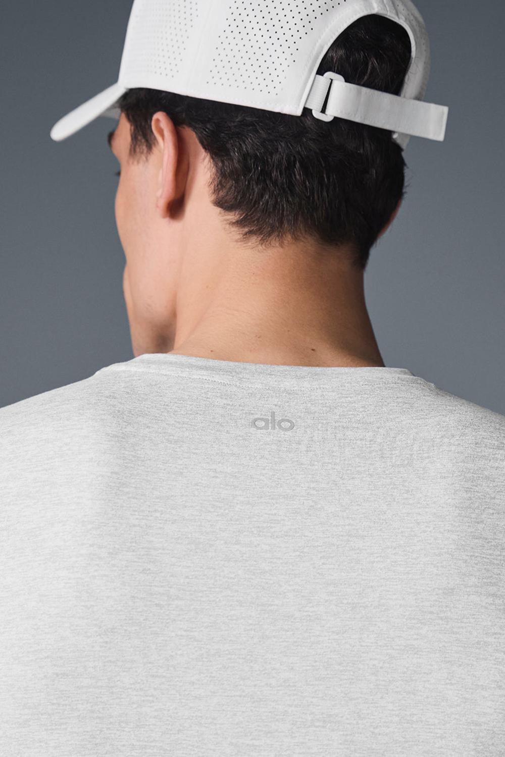 Alo Yoga Conquer Reform Crewneck Miesten Short Sleeve Harmaat | Suomi  9071-BSLHC