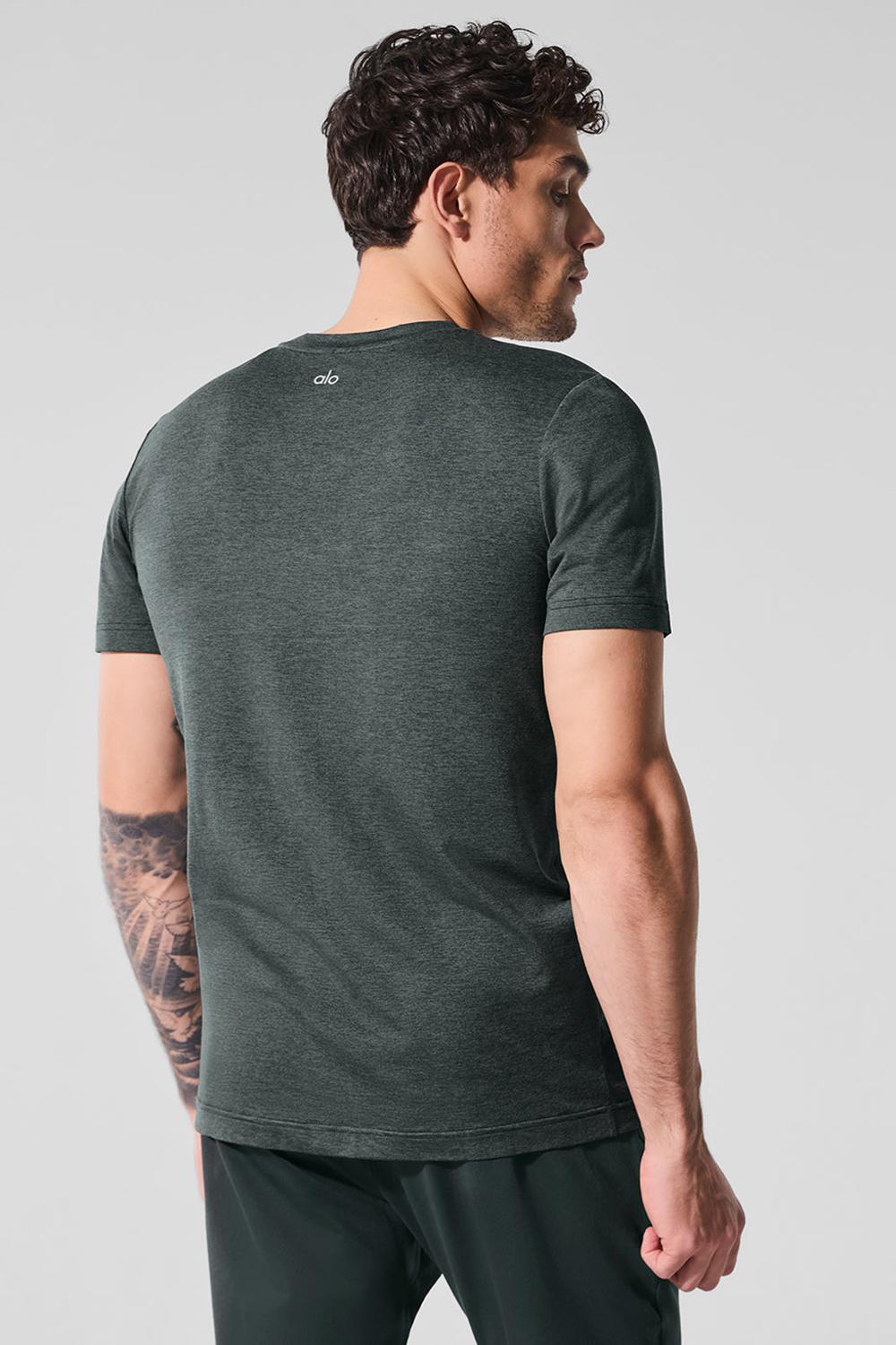 Alo Yoga Conquer Reform Crewneck Miesten Short Sleeve Vihreä | Suomi  0738-ORZUH
