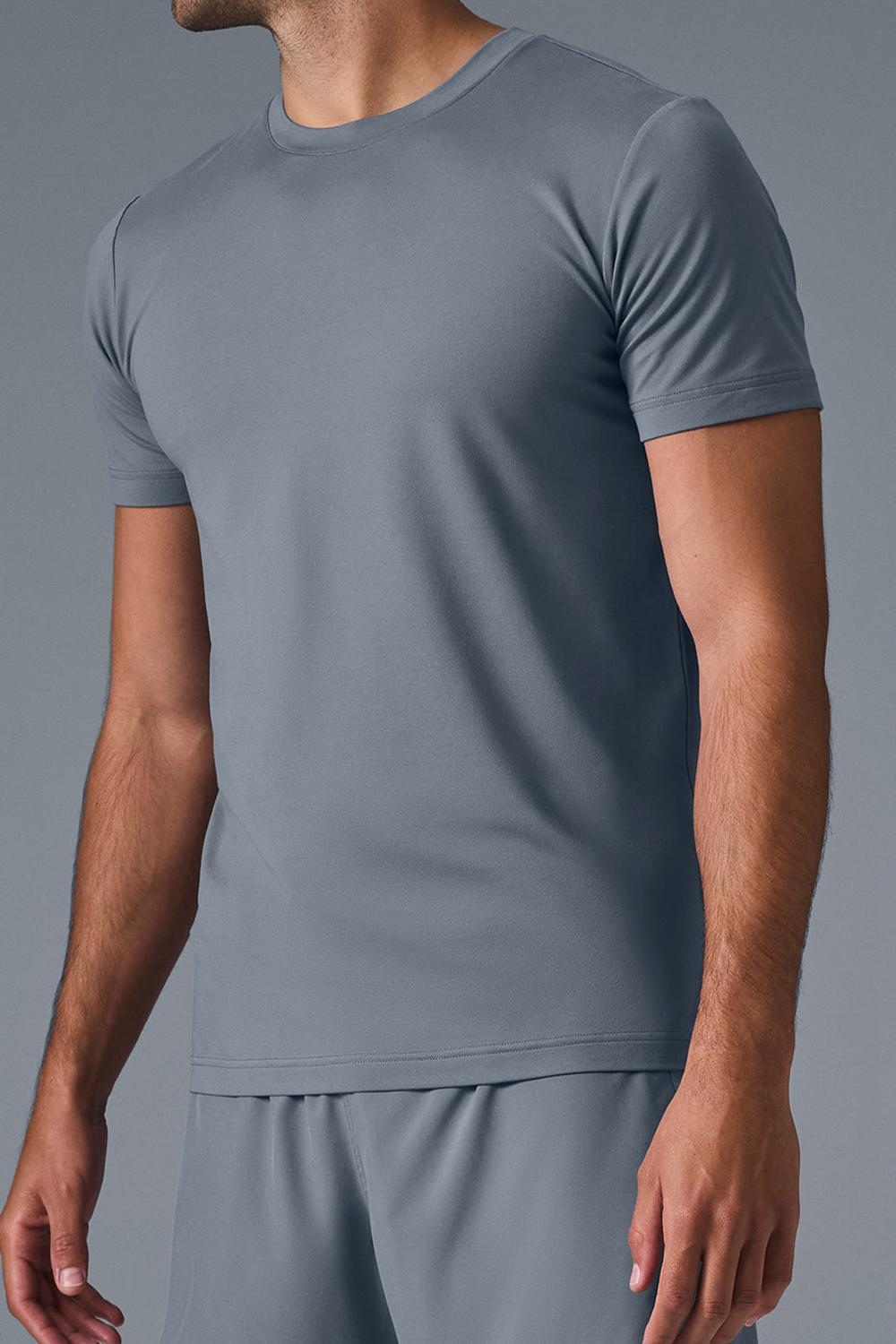 Alo Yoga Conquer Reform Crewneck Sleeve Miesten Short Sleeve Harmaat | Suomi  2074-LAEQN