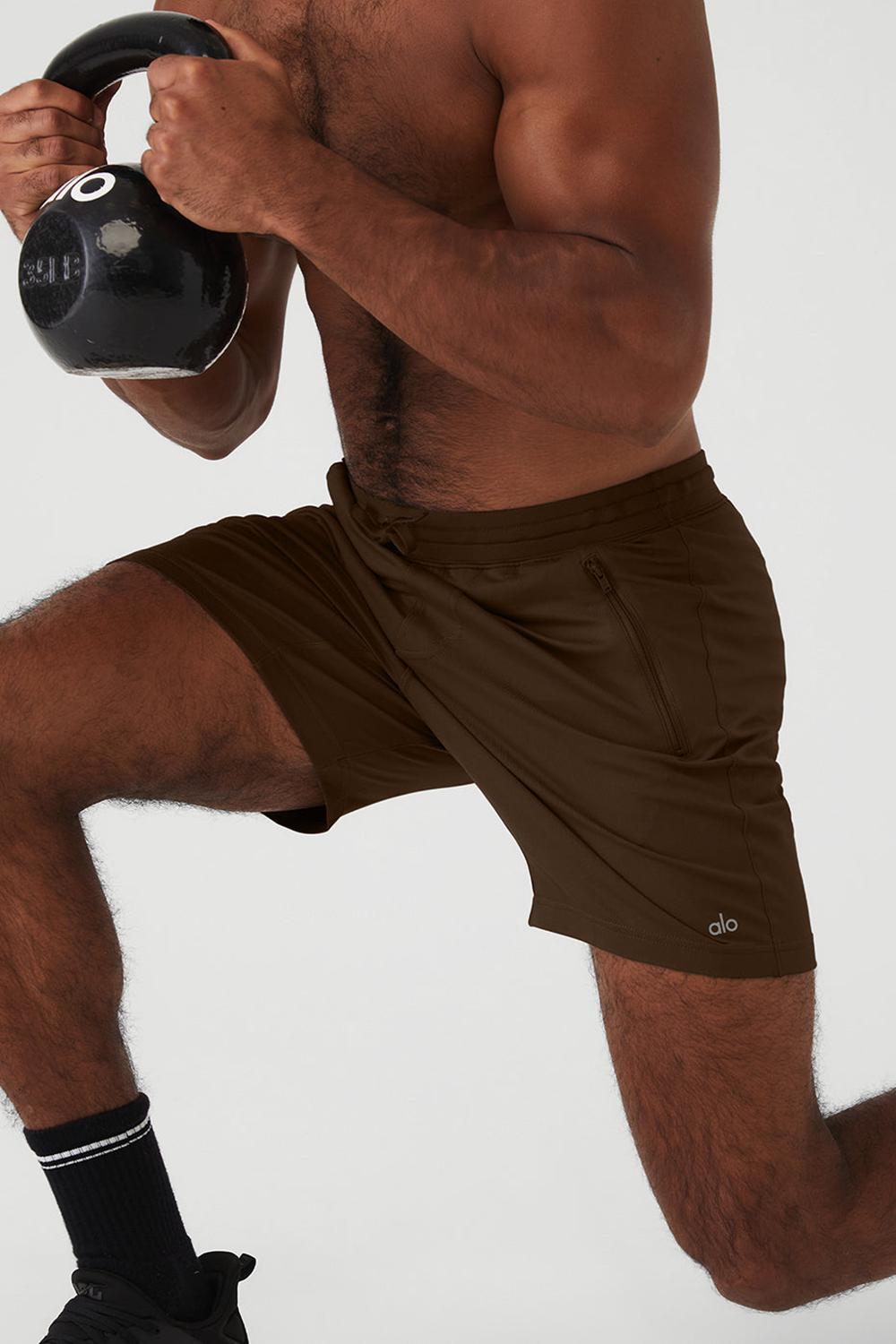 Alo Yoga Conquer Reform Miesten Shortsit Espresso | Suomi  4053-HNLYF