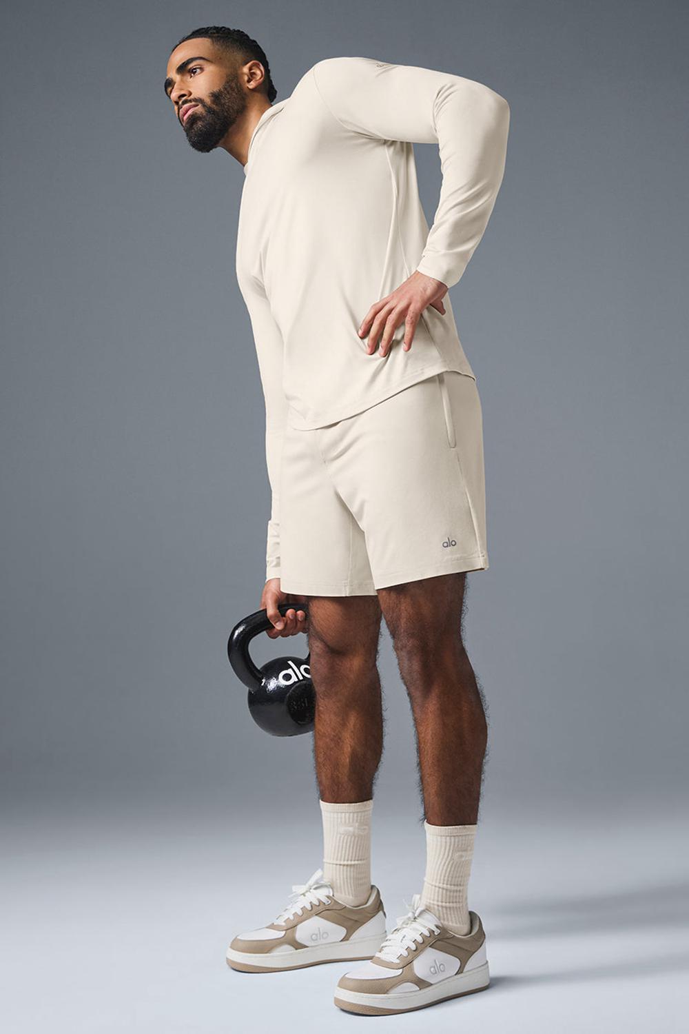 Alo Yoga Conquer Reform With Hood Miesten Pitkähihainen Bone | Suomi  9074-LDOMY