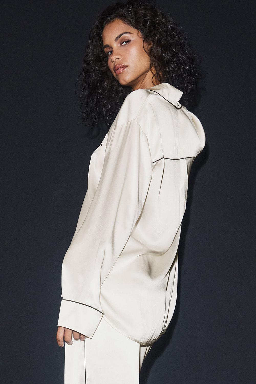Alo Yoga Courchevel Silk Button Down Naisten Alusvaatteet Mustat | Suomi  8123-HUAPQ